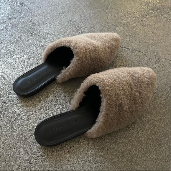 Jenni Kayne Natural Shearling Mule Flats Slippers - Picture 1 of 9